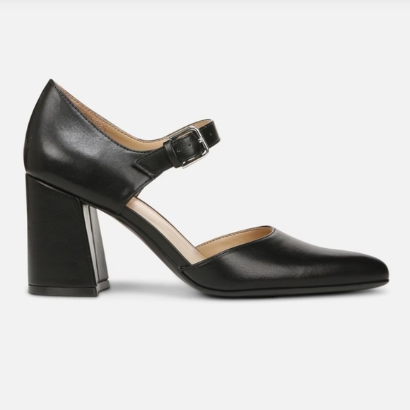 Maryjane-style pumps - Picture 2 of 7